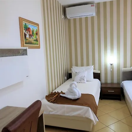 Garni Saradis Bed & Breakfast *