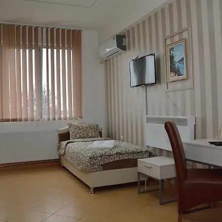 Garni Saradis * Krusevac