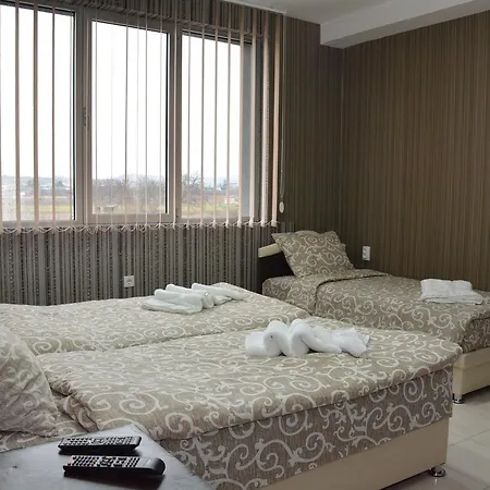 Bed & Breakfast Garni Saradis Krusevac