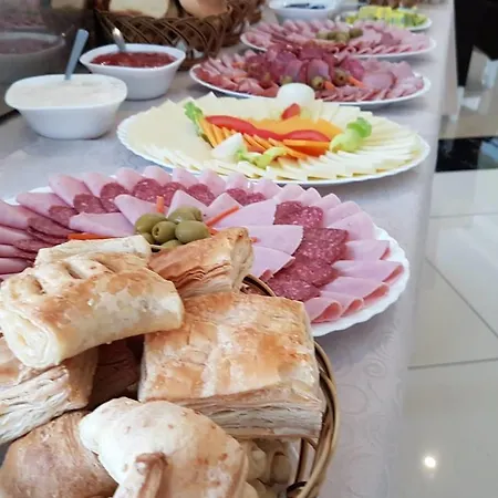 Garni Saradis * Krusevac